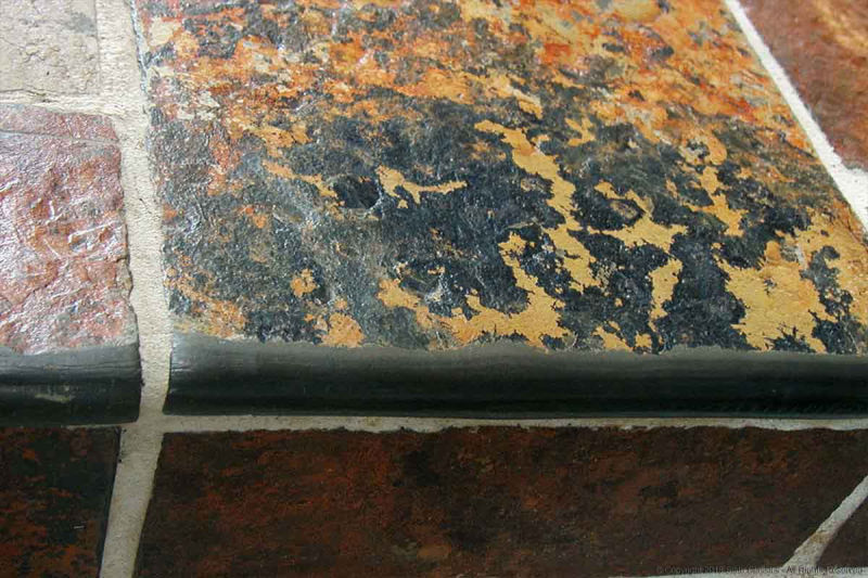 Bull-nosed slate tile