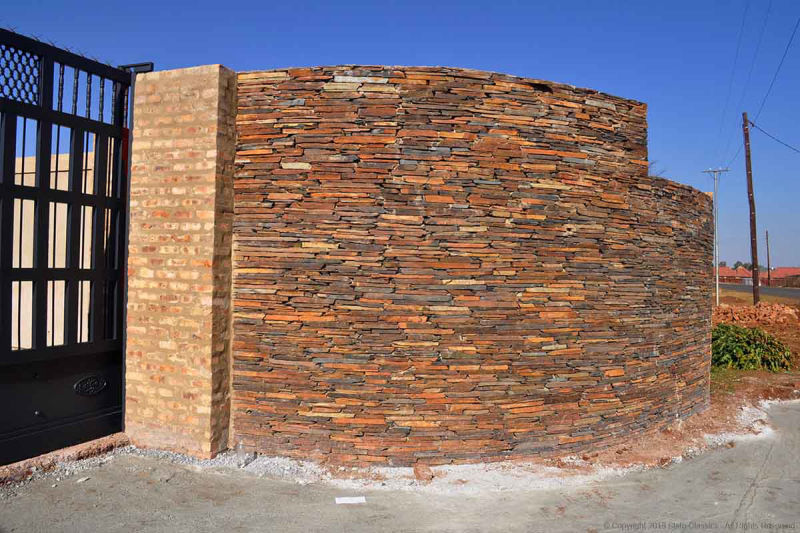 Gate entrance wall