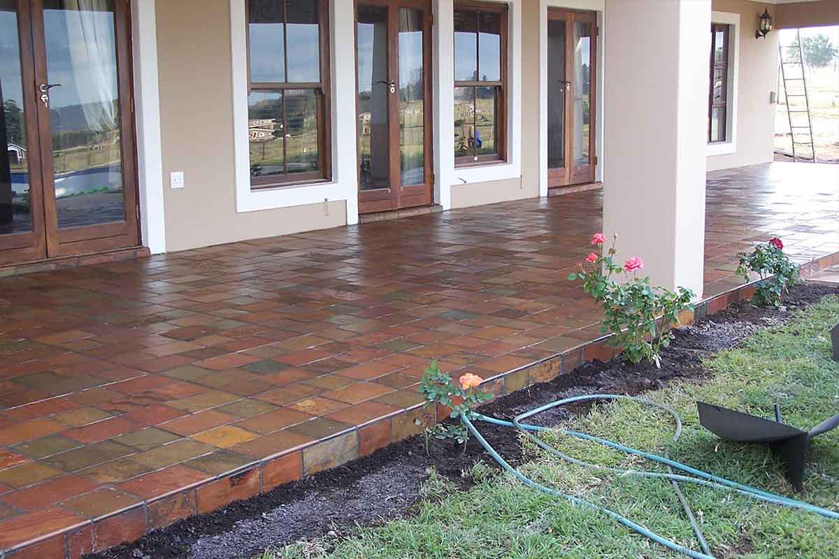 Rosa tiles